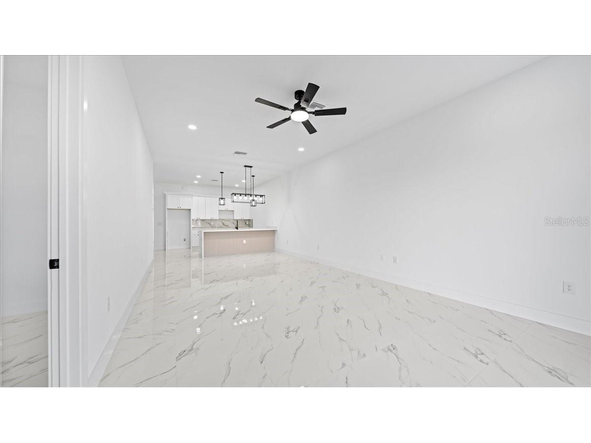 913/915 NE 15th Lane Cape Coral FL 33909 A4685415 image15