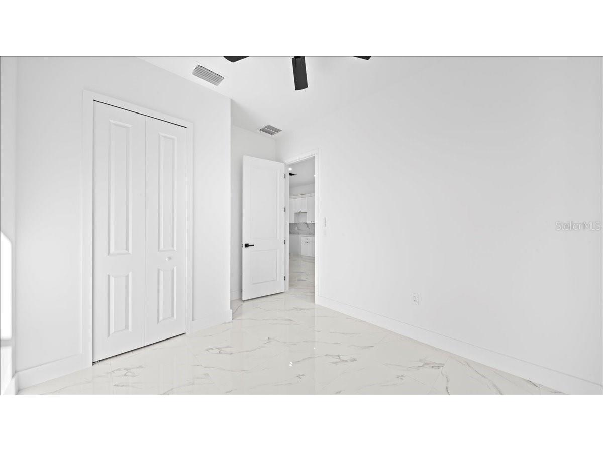 913/915 NE 15th Lane Cape Coral FL 33909 A4685415 image23