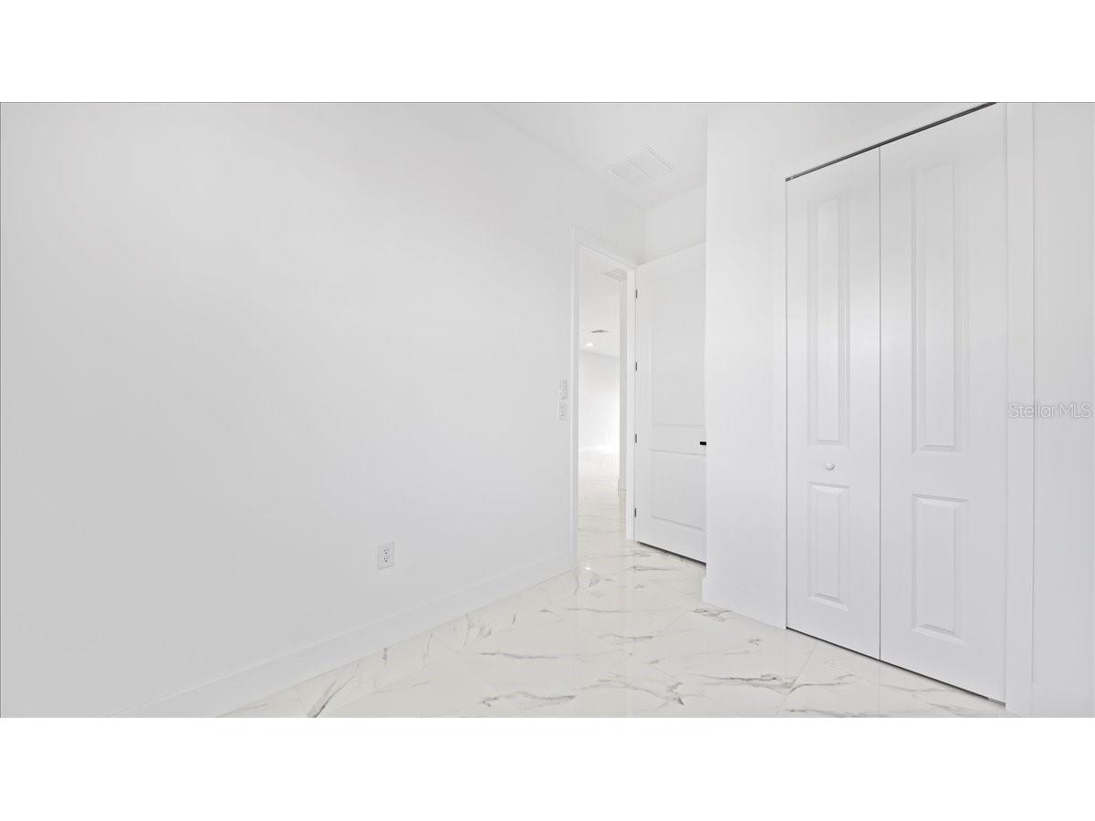 913/915 NE 15th Lane Cape Coral FL 33909 A4685415 image8