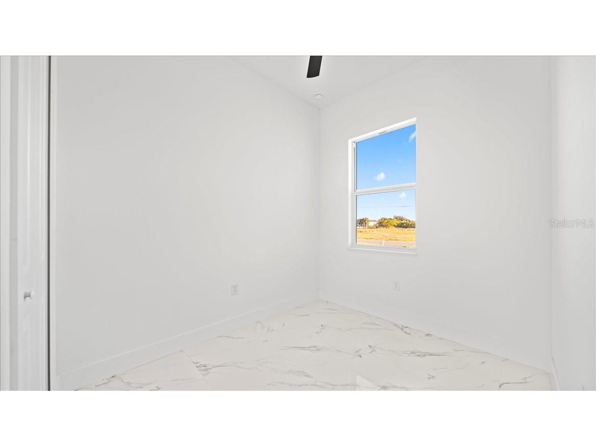 913/915 NE 15th Lane Cape Coral FL 33909 A4685415 image9