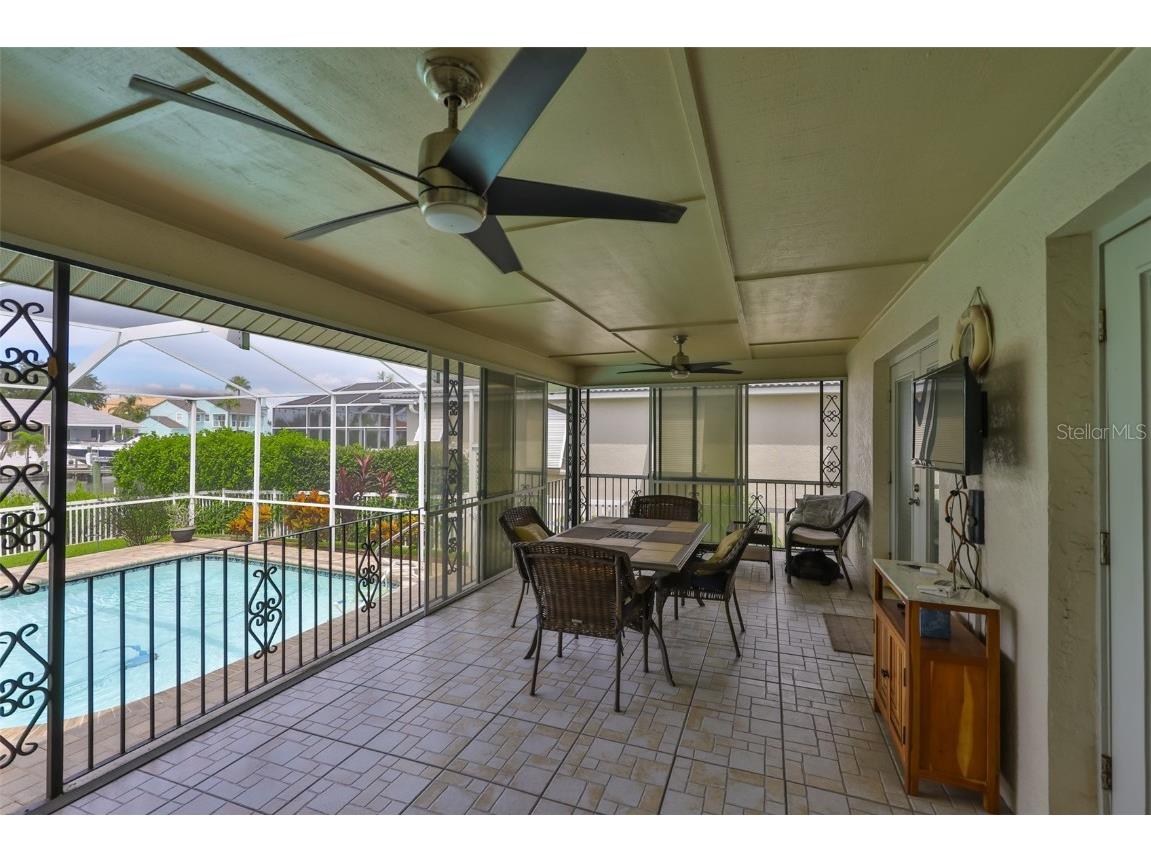 913 Allegro Lane Apollo Beach FL 33572 TB8430515 image32