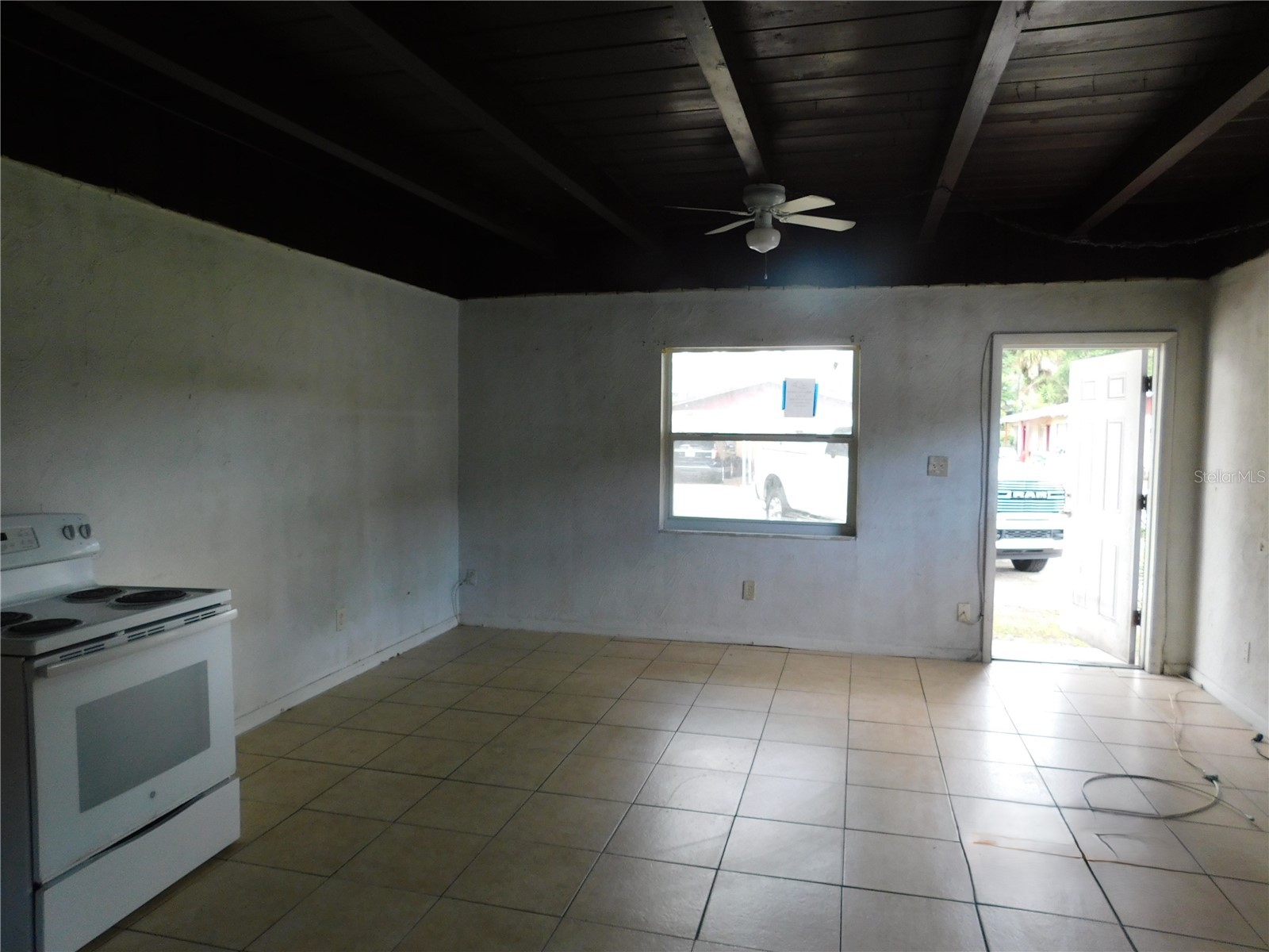 913 E 122nd Avenue Tampa FL 33612 TB8513214 image5