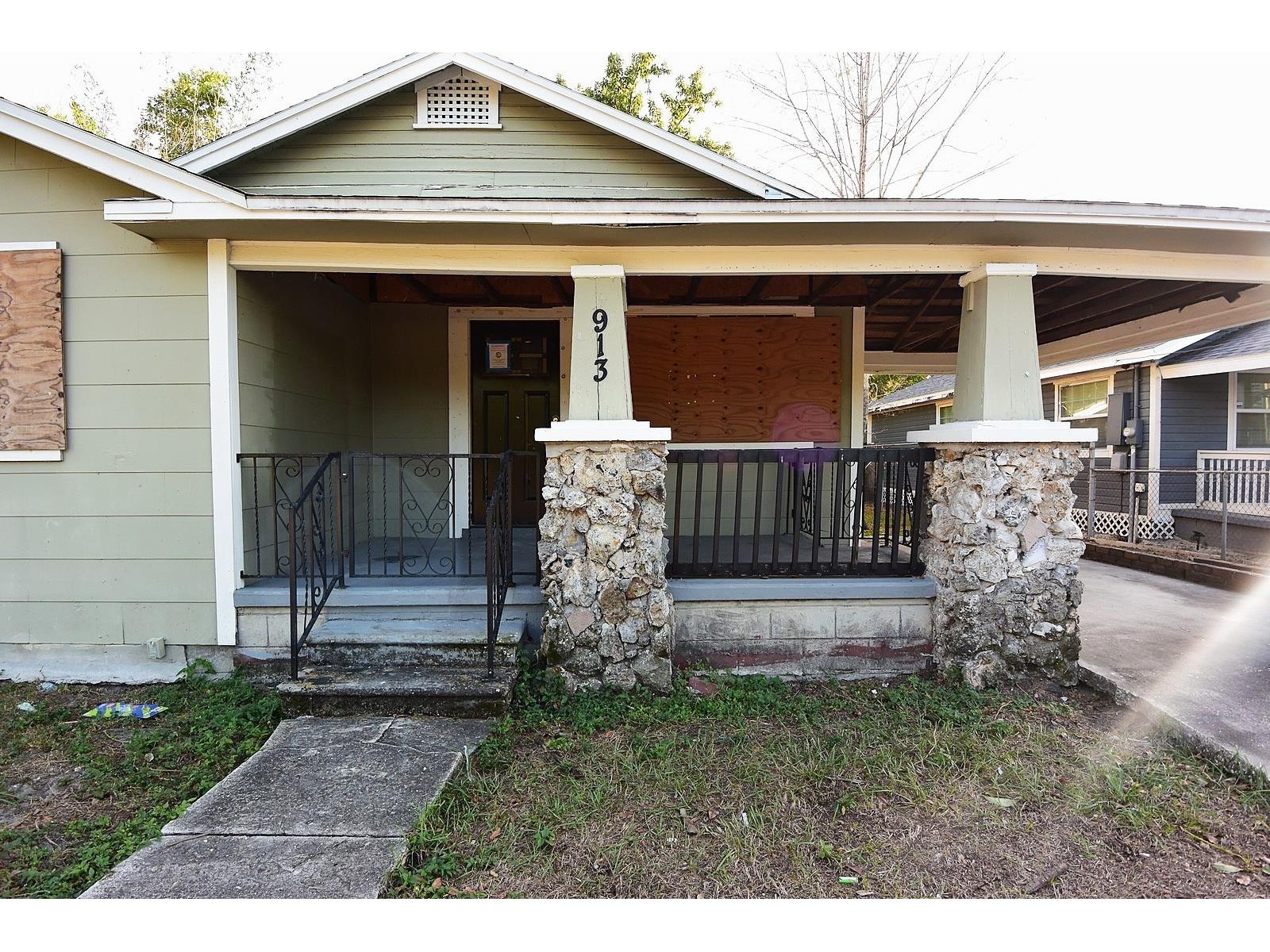 913 E 28th Avenue Tampa FL 33605 W7880704 image2