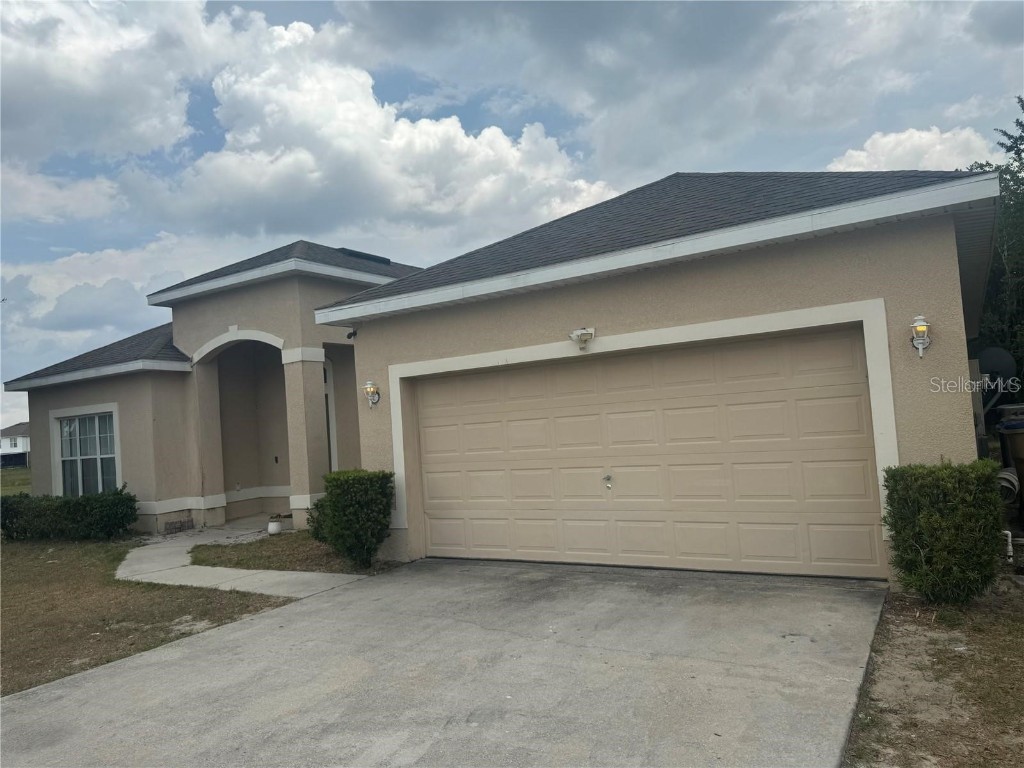 913 Gascony Court Kissimmee FL 34759 S5126010 image1