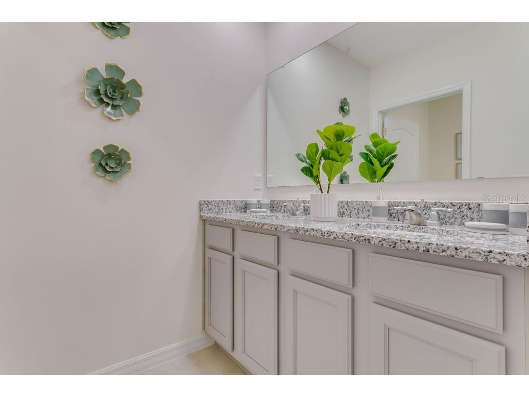 913 Halifax Drive Kissimmee FL 34758 O6325471 image32