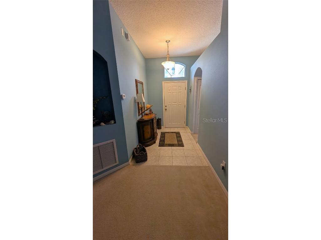 913 Lake Lindley Drive N Deland FL 32724 V4941996 image2