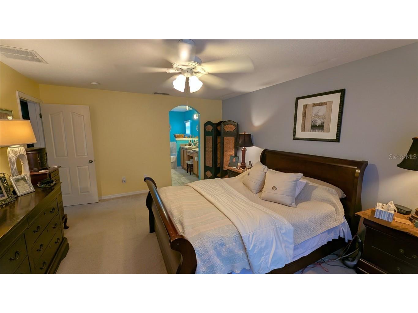 913 Lake Lindley Drive N Deland FL 32724 V4941996 image20