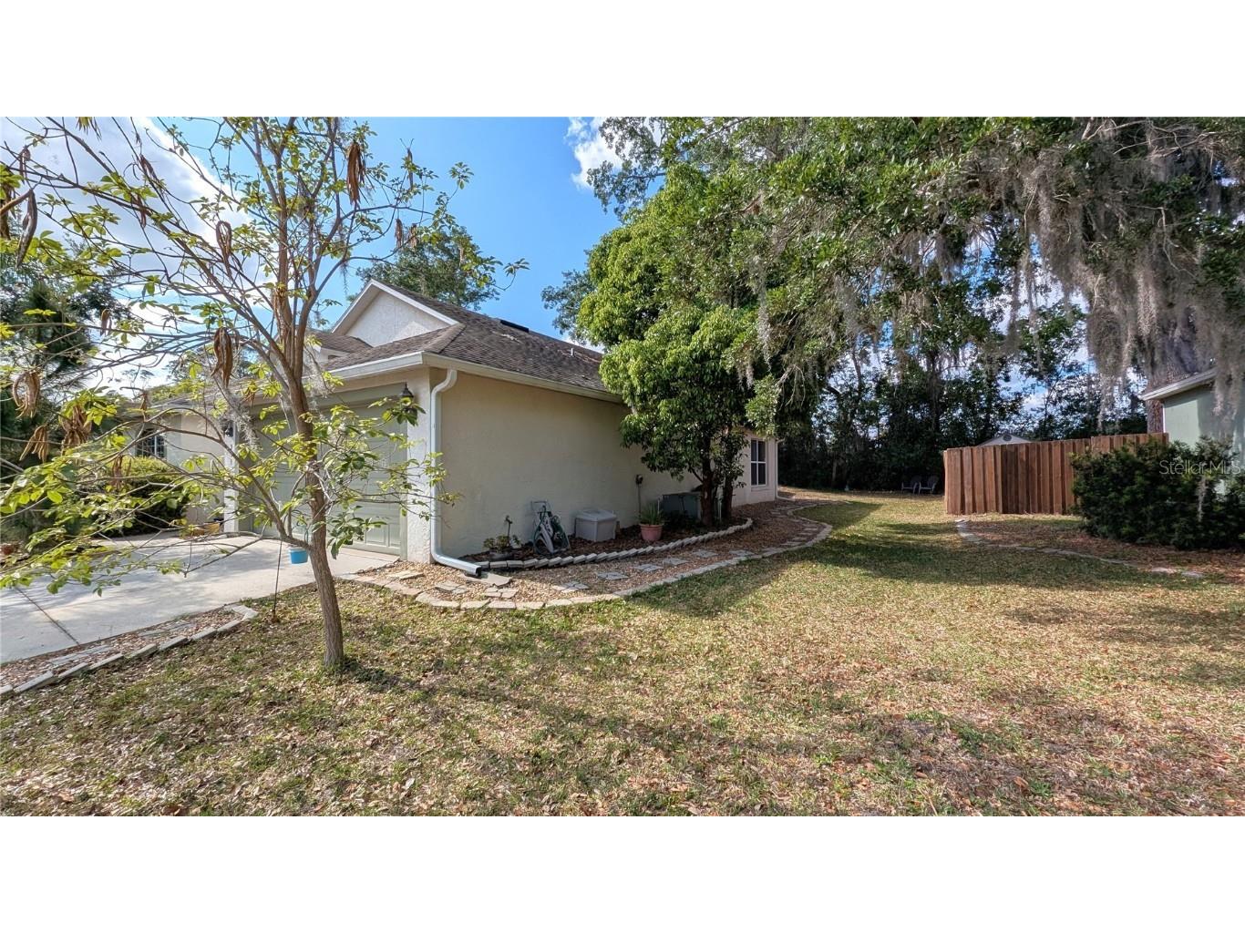 913 Lake Lindley Drive N Deland FL 32724 V4941996 image25