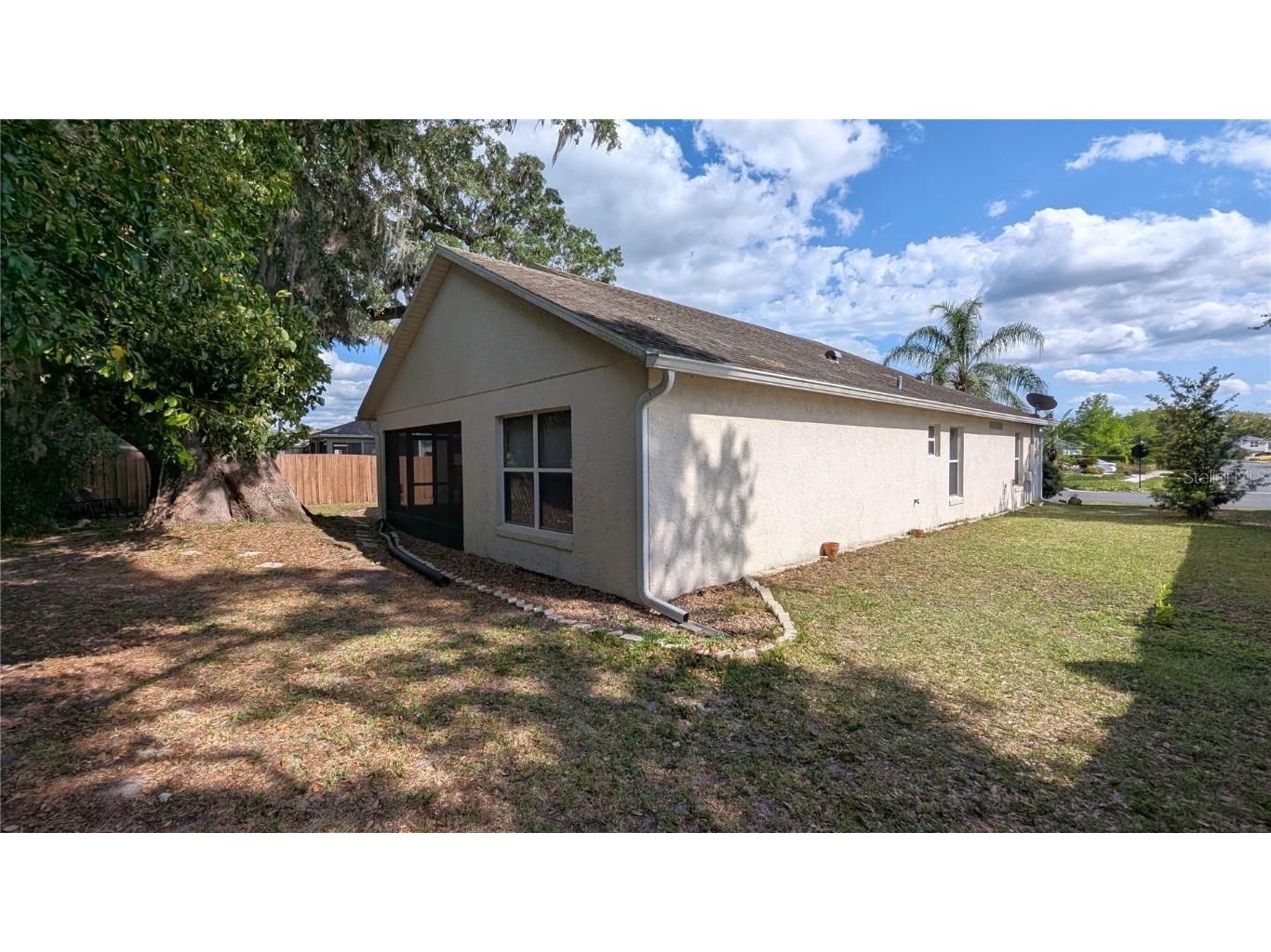 913 Lake Lindley Drive N Deland FL 32724 V4941996 image28