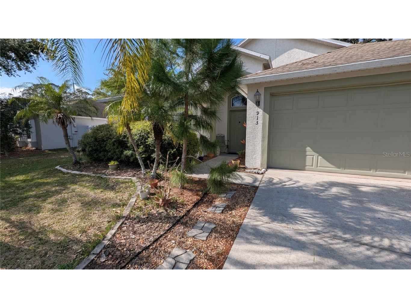 913 Lake Lindley Drive N Deland FL 32724 V4941996 image32