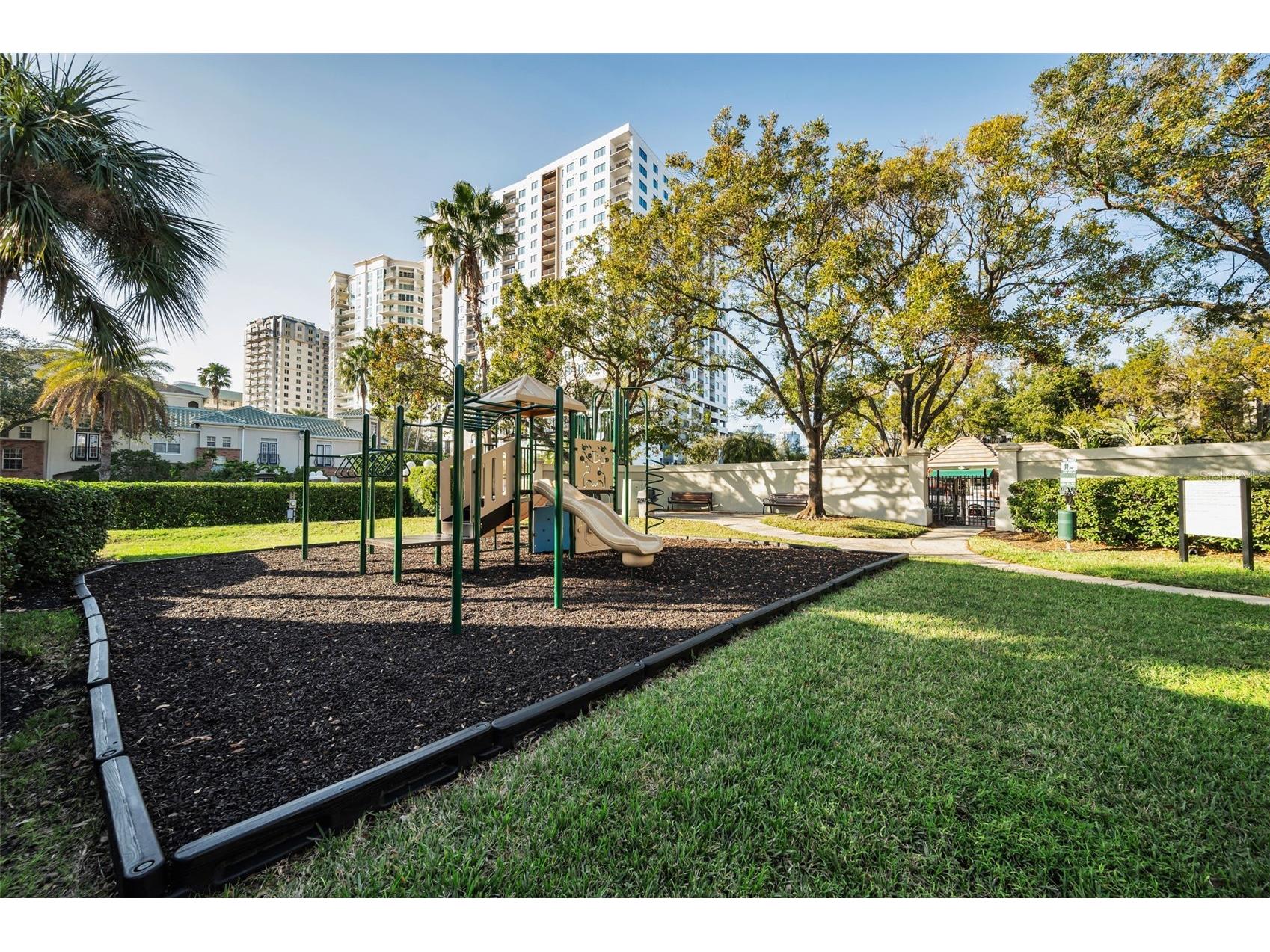 913 Normandy Trace Road #913 Tampa FL 33602 TB8495883 image75