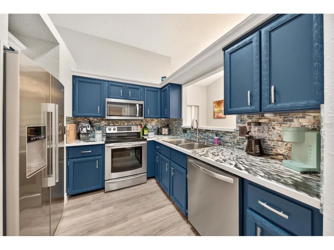 913 Powell Street Wildwood FL 34785 G5103565 image2