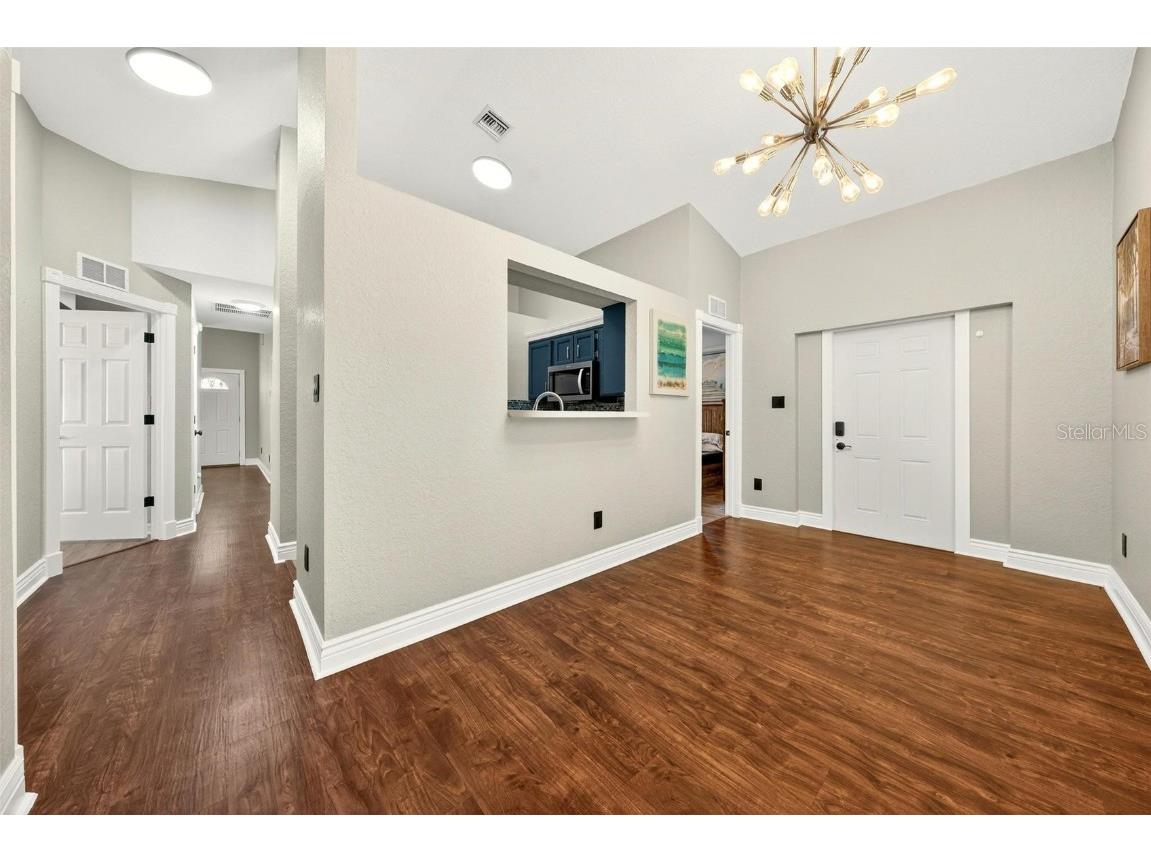 913 Powell Street Wildwood FL 34785 G5103565 image3