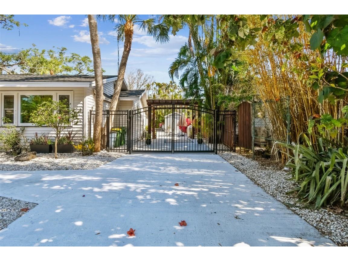 913 Tennessee Lane Sarasota FL 34234 O6369286 image40