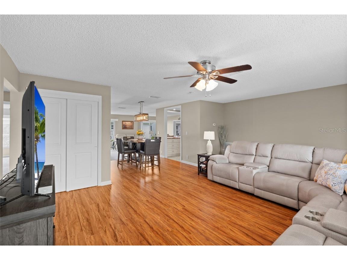 9130 34th Way N #6 Pinellas Park FL 33782 TB8407611 image5