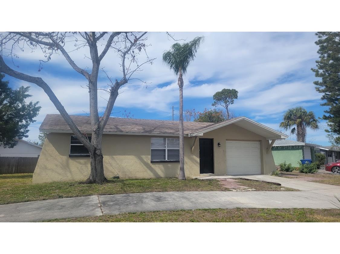 9131 Crabtree Lane Port Richey FL 34668 W7861940 image1