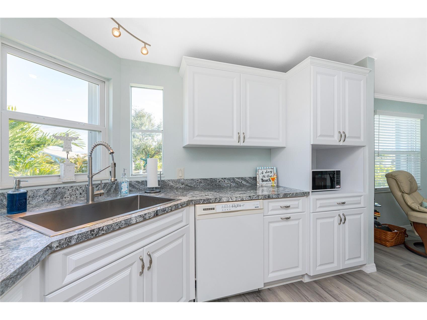 9134 Kestral Circle Englewood FL 34224 D6145799 image6