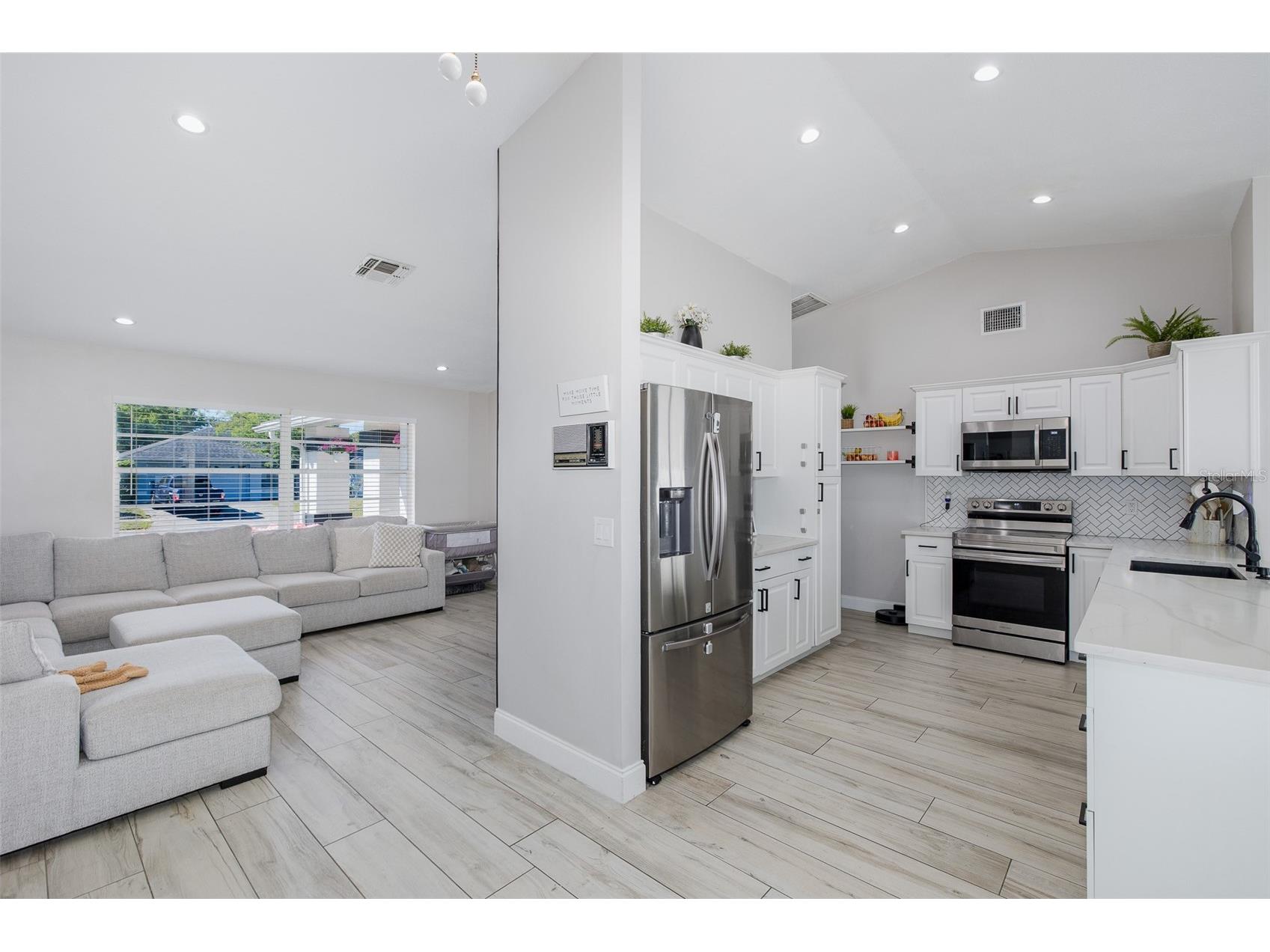 9135 Hawkins Court New Port Richey FL 34655 TB8489733 image10