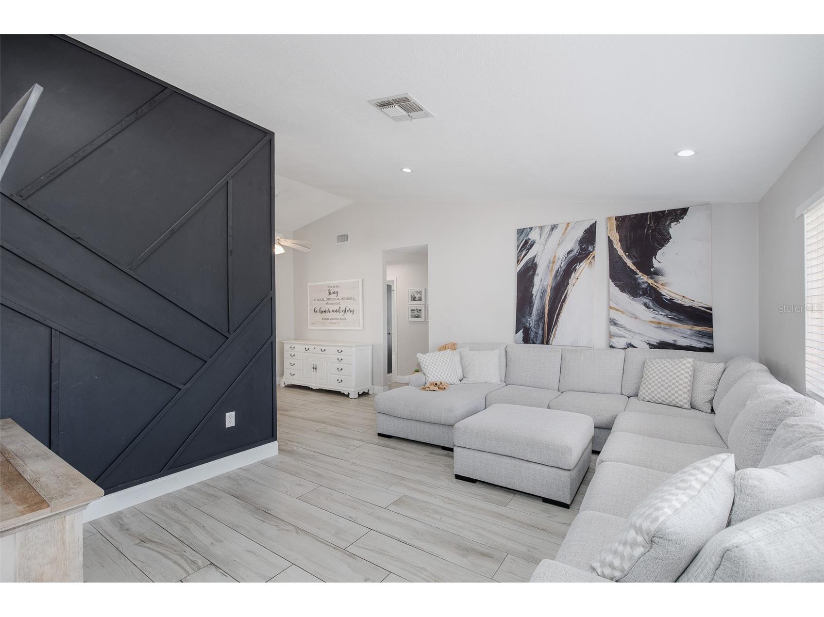 9135 Hawkins Court New Port Richey FL 34655 TB8489733 image8