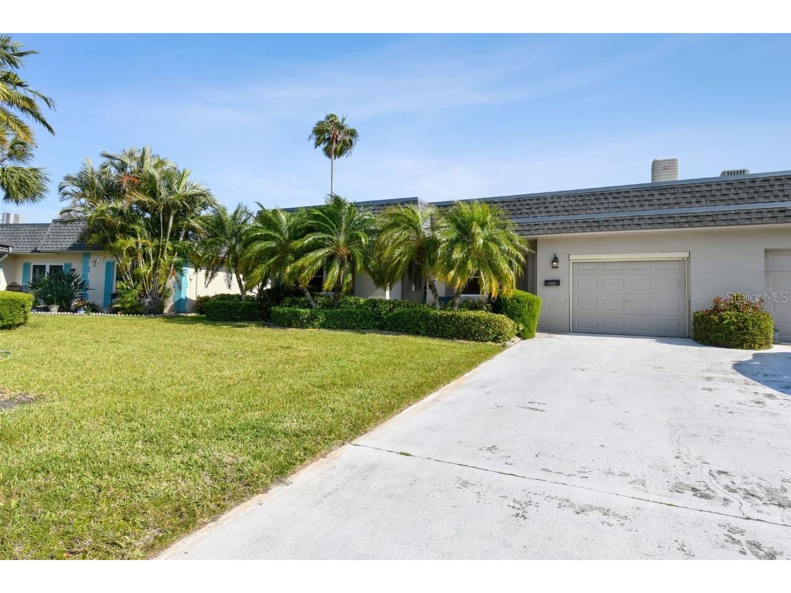 9135 Pinehurst Drive #6L Seminole FL 33777 U8238423 image1