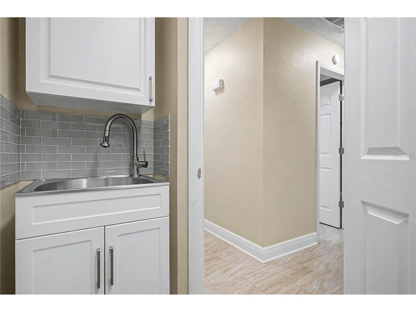 9136 Tiara Court New Port Richey FL 34655 TB8531723 image26