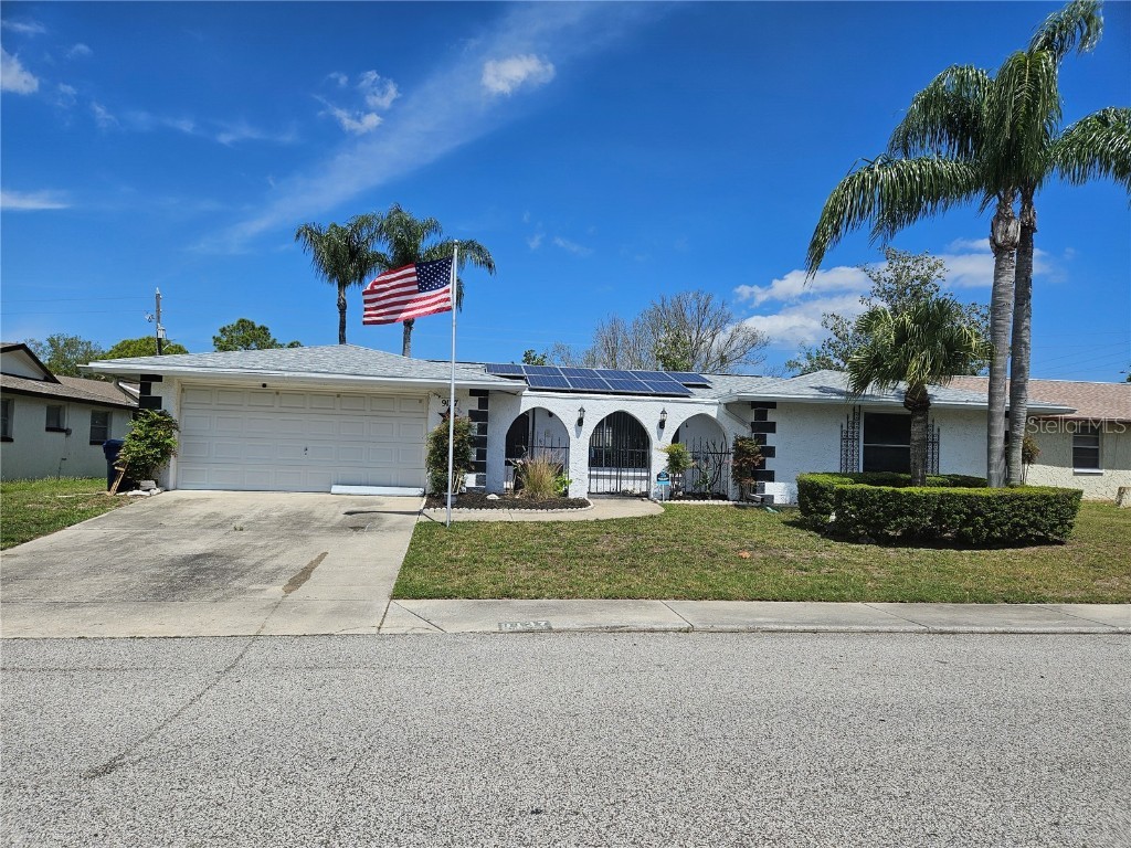 9137 Saint Clair Lane Port Richey FL 34668 W7863483 image1