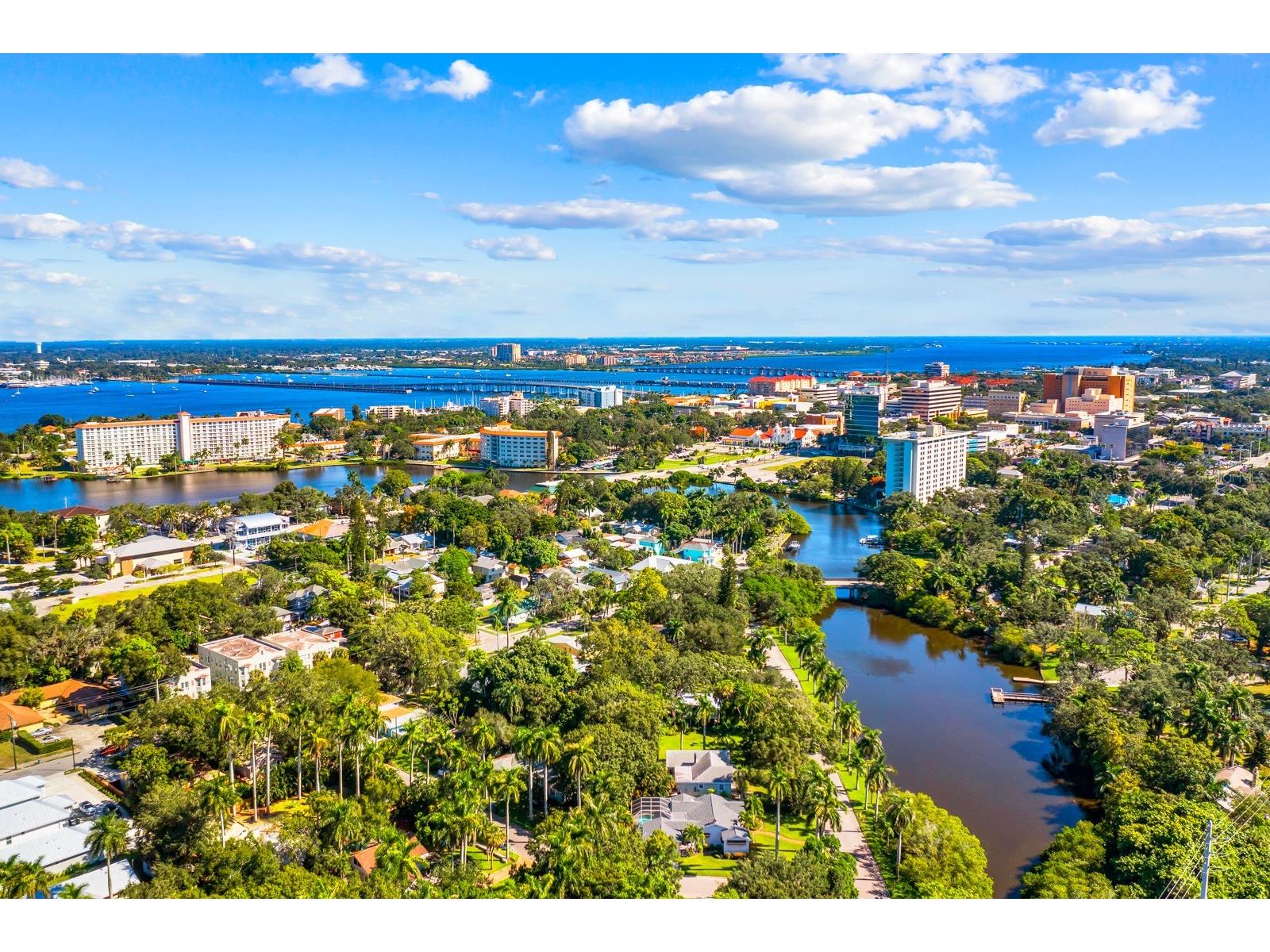 914 17th Street W Bradenton FL 34205 A4680562 image26