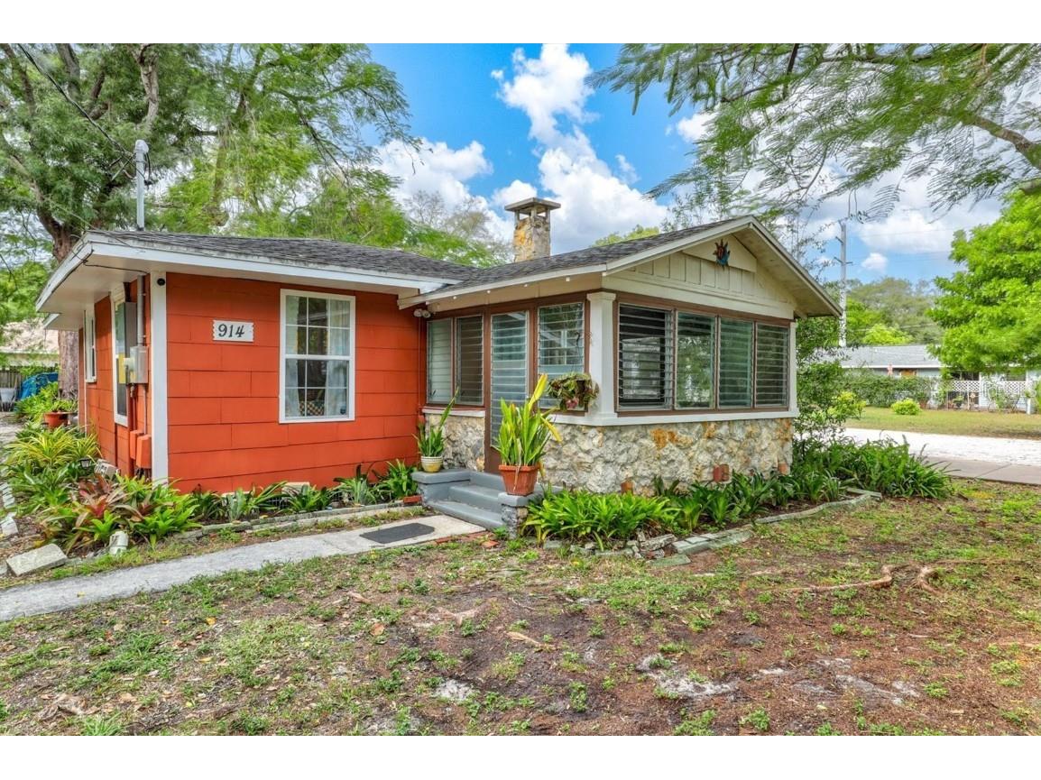 914 38th Street W Bradenton FL 34205 A4595044 image1