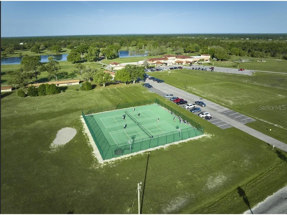 914 & 916 Poinciana Drive Indian Lake Estates FL 33855 - LAKE WALK-IN-WATER TB8433592 image40