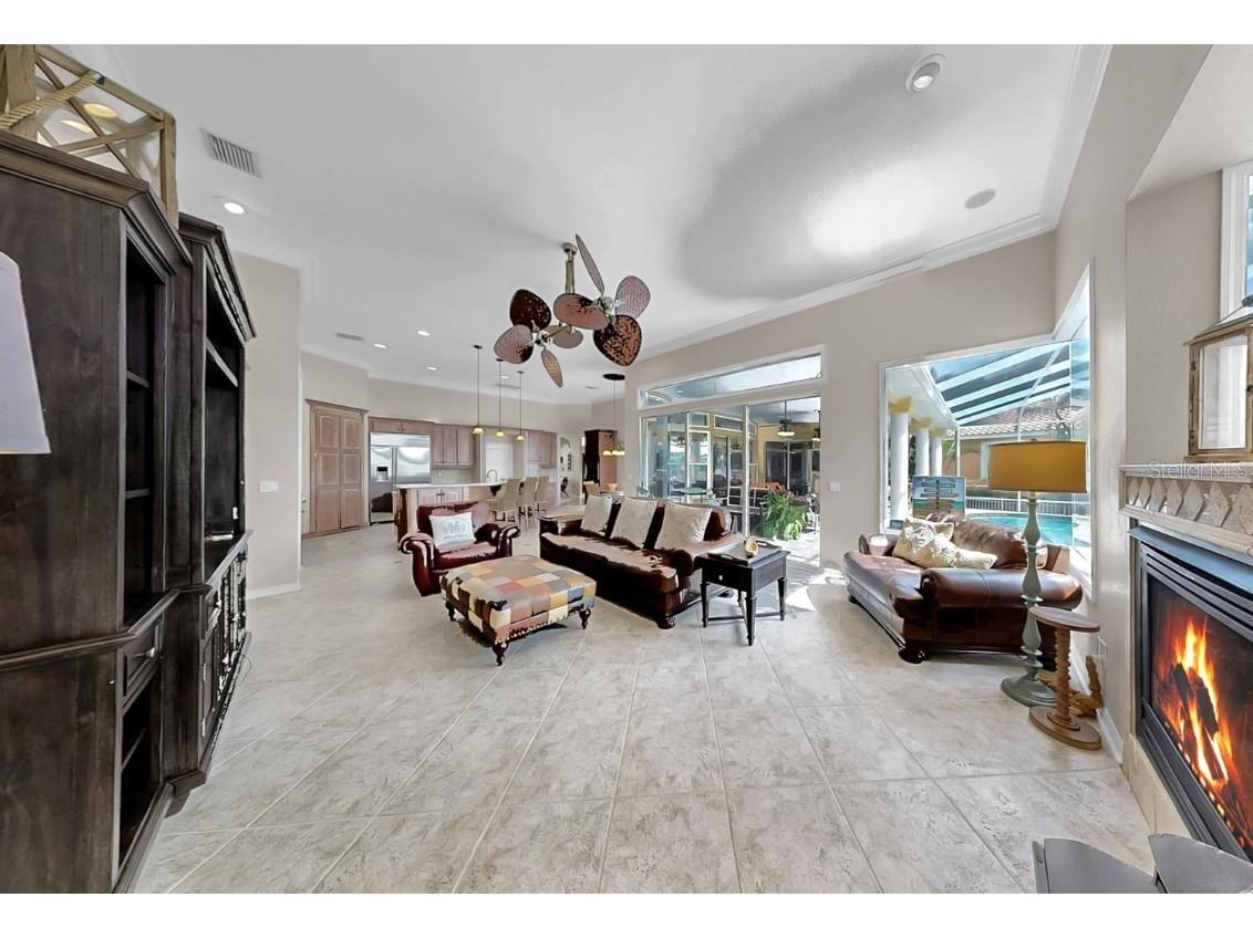 914 Capriccio Lane Apollo Beach FL 33572 TB8420372 image37