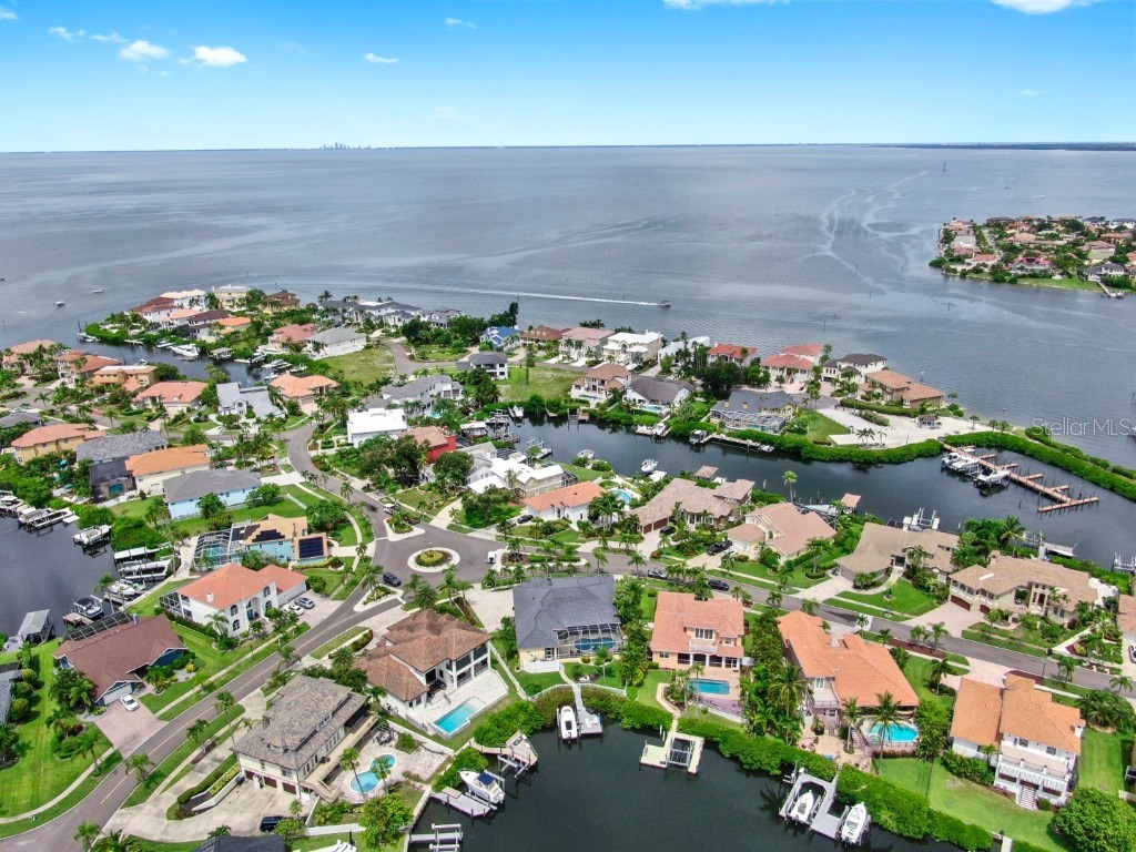 914 Capriccio Lane Apollo Beach FL 33572 TB8420372 image4