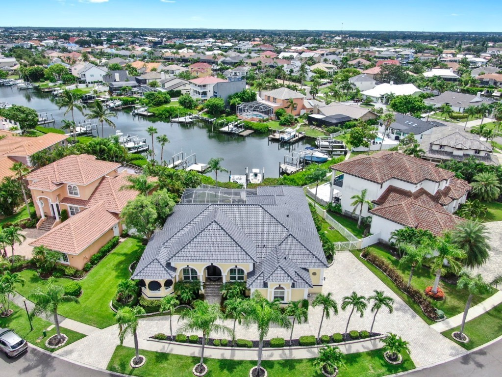 914 Capriccio Lane Apollo Beach FL 33572 TB8420372 image71