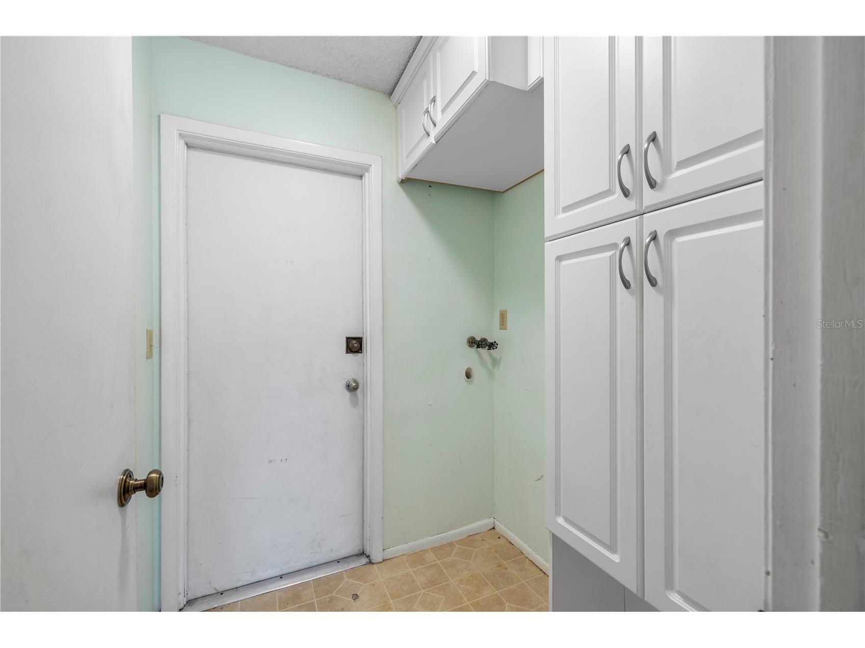 914 Carlton Road Tarpon Springs FL 34689 - GULFVIEW LAKE TB8518821 image9