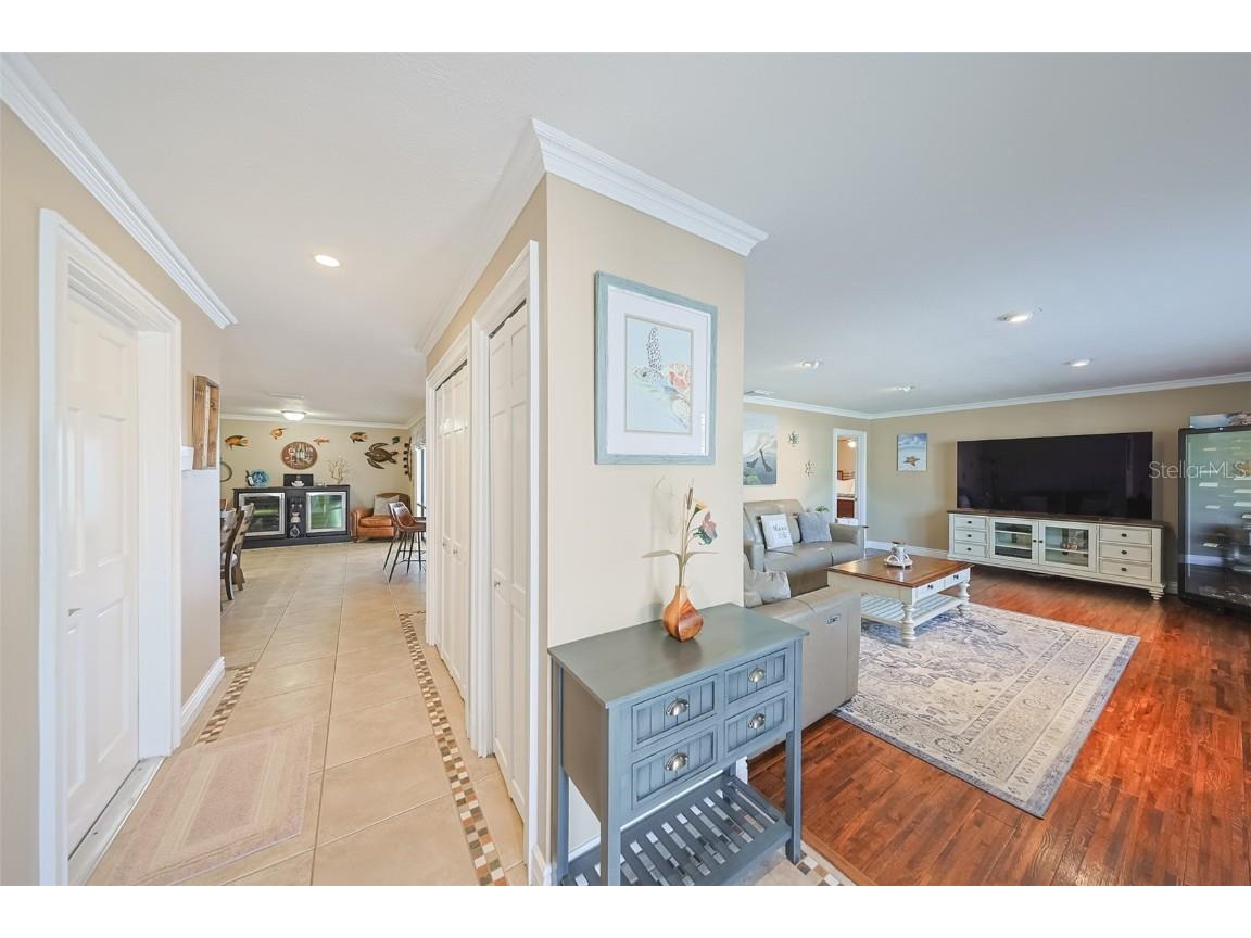 914 Chipaway Drive Apollo Beach FL 33572 TB8448642 image12