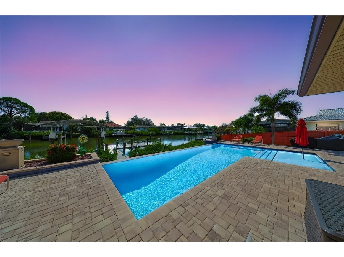 914 Chipaway Drive Apollo Beach FL 33572 TB8448642 image31