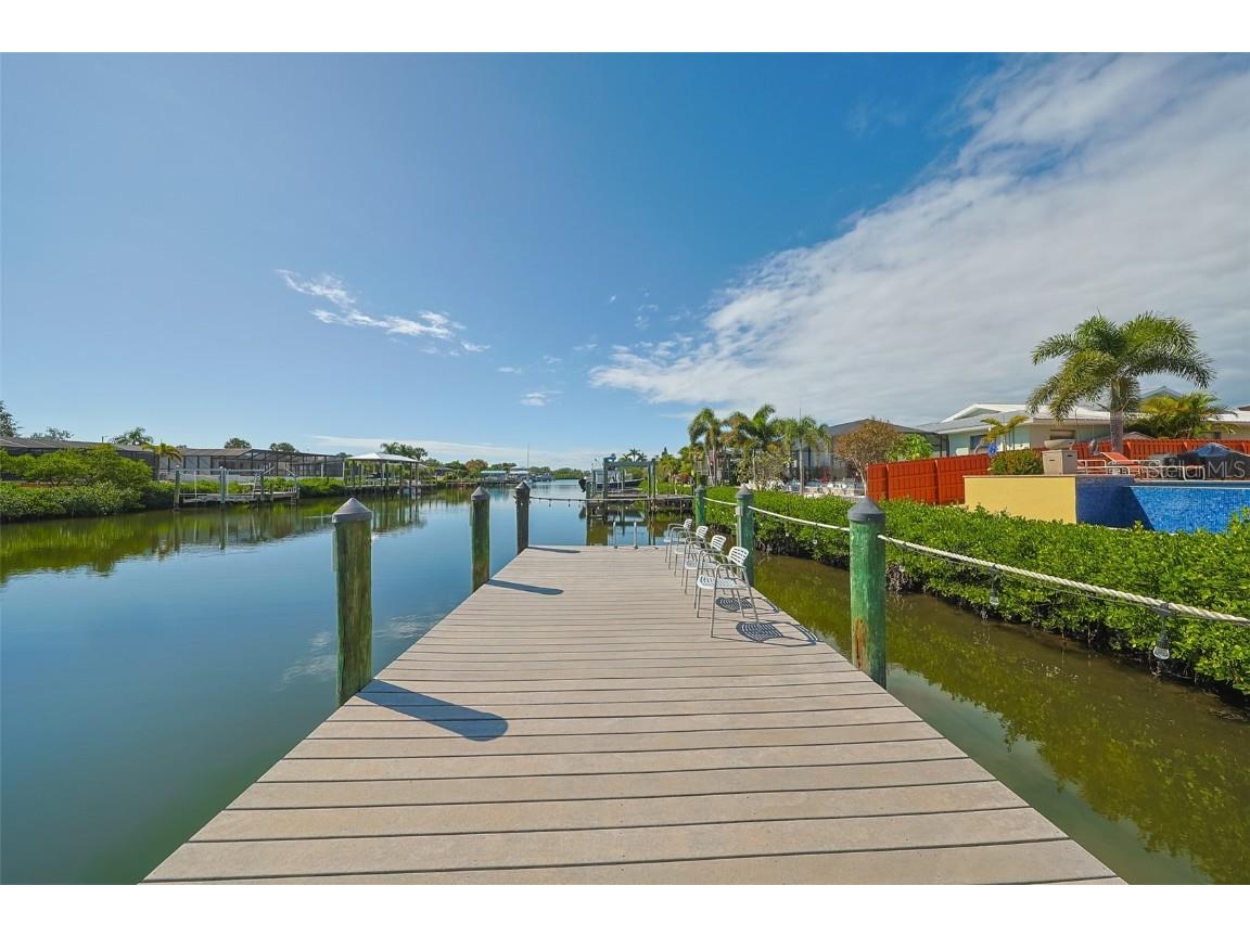 914 Chipaway Drive Apollo Beach FL 33572 TB8448642 image45