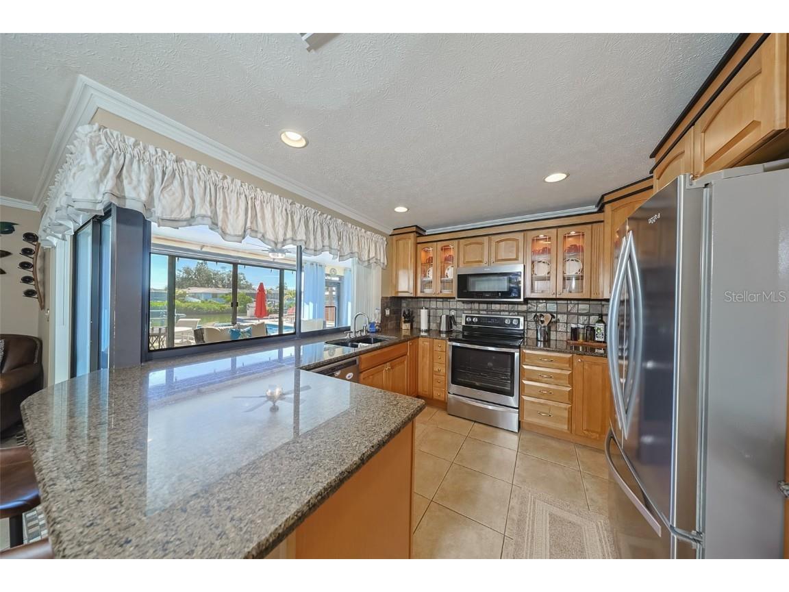 914 Chipaway Drive Apollo Beach FL 33572 TB8448642 image9