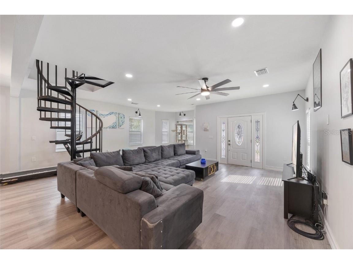 914 E North Bay Street Tampa FL 33603 TB8426879 image4