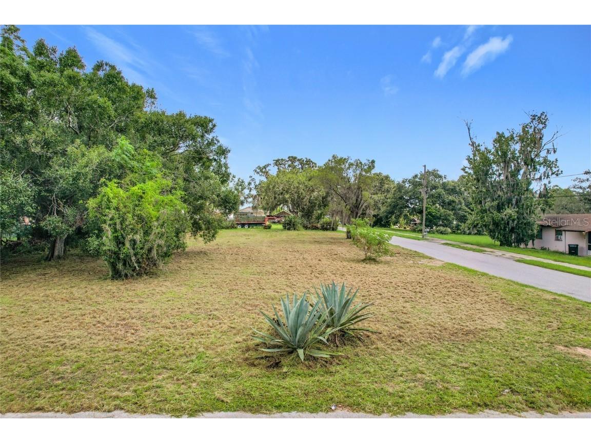 914 Harrell Avenue Frostproof FL 33843 L4957968 image2