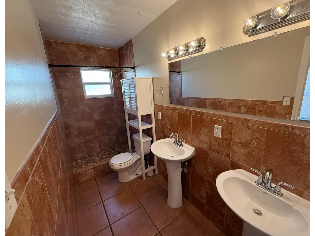 914 Homewood Drive Brandon FL 33511 TB8487968 image11