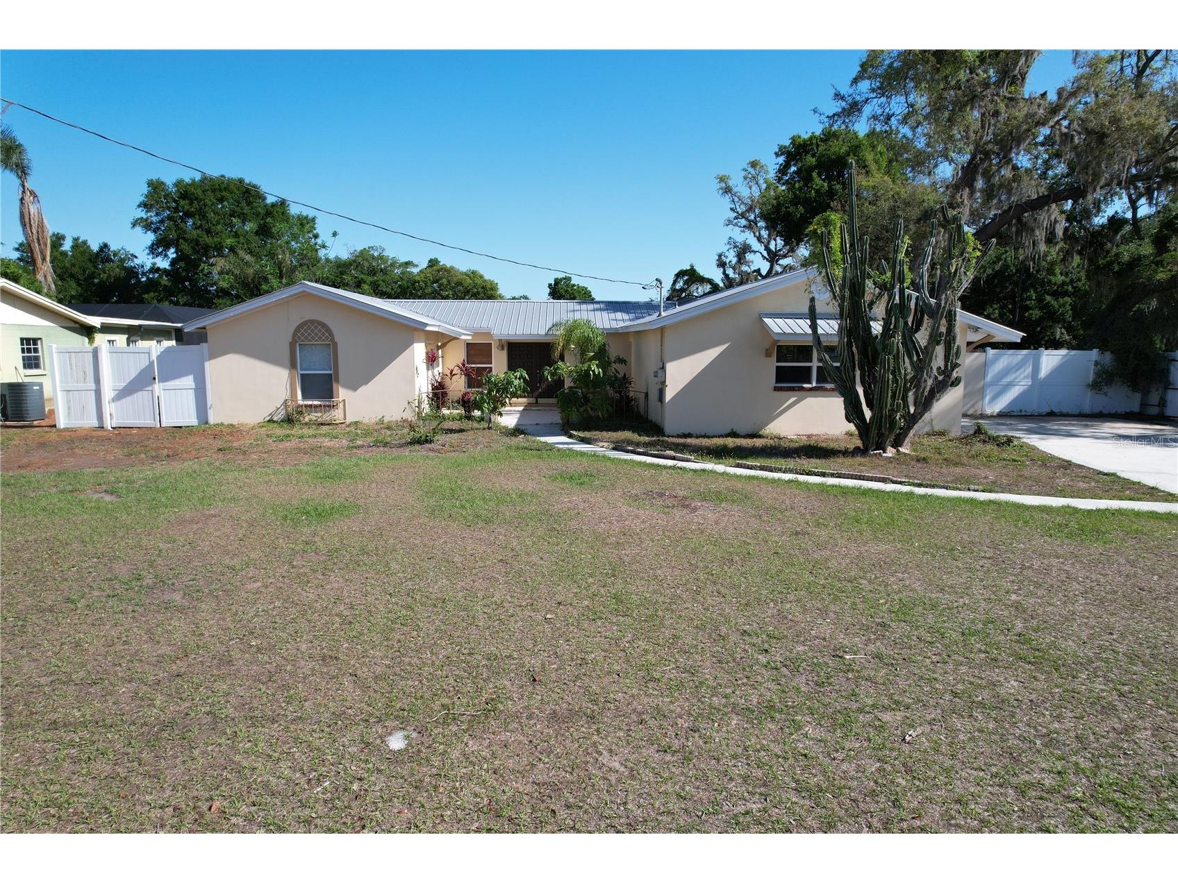 914 Homewood Drive Brandon FL 33511 TB8487968 image2