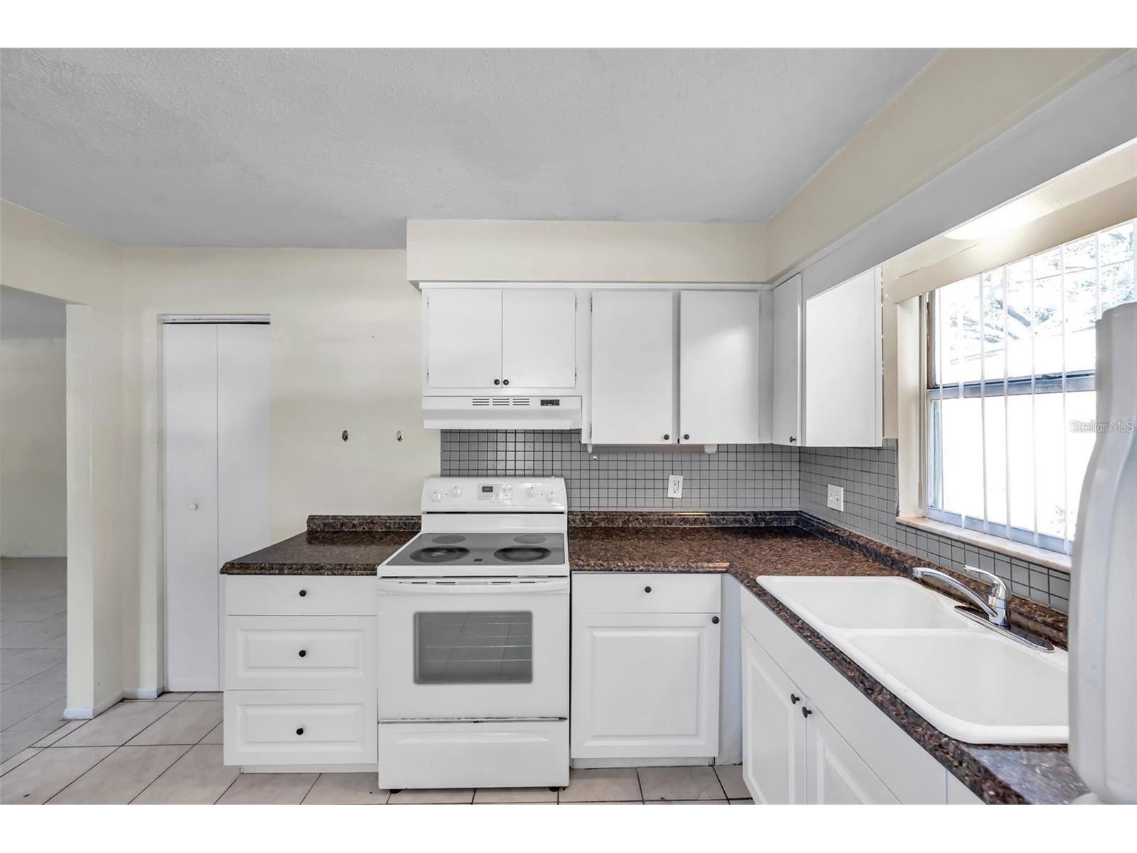 914 Lake Palms Drive Largo FL 33771 TB8487678 image14