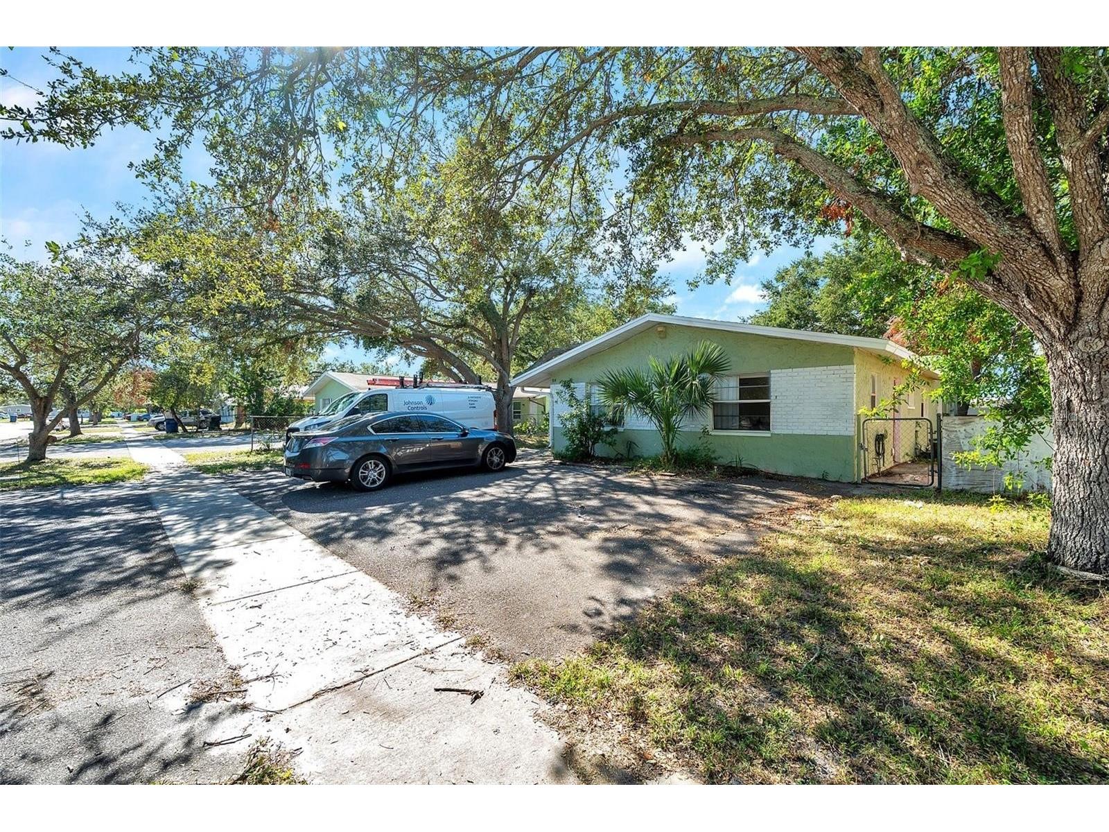 914 Lake Palms Drive Largo FL 33771 TB8487678 image4