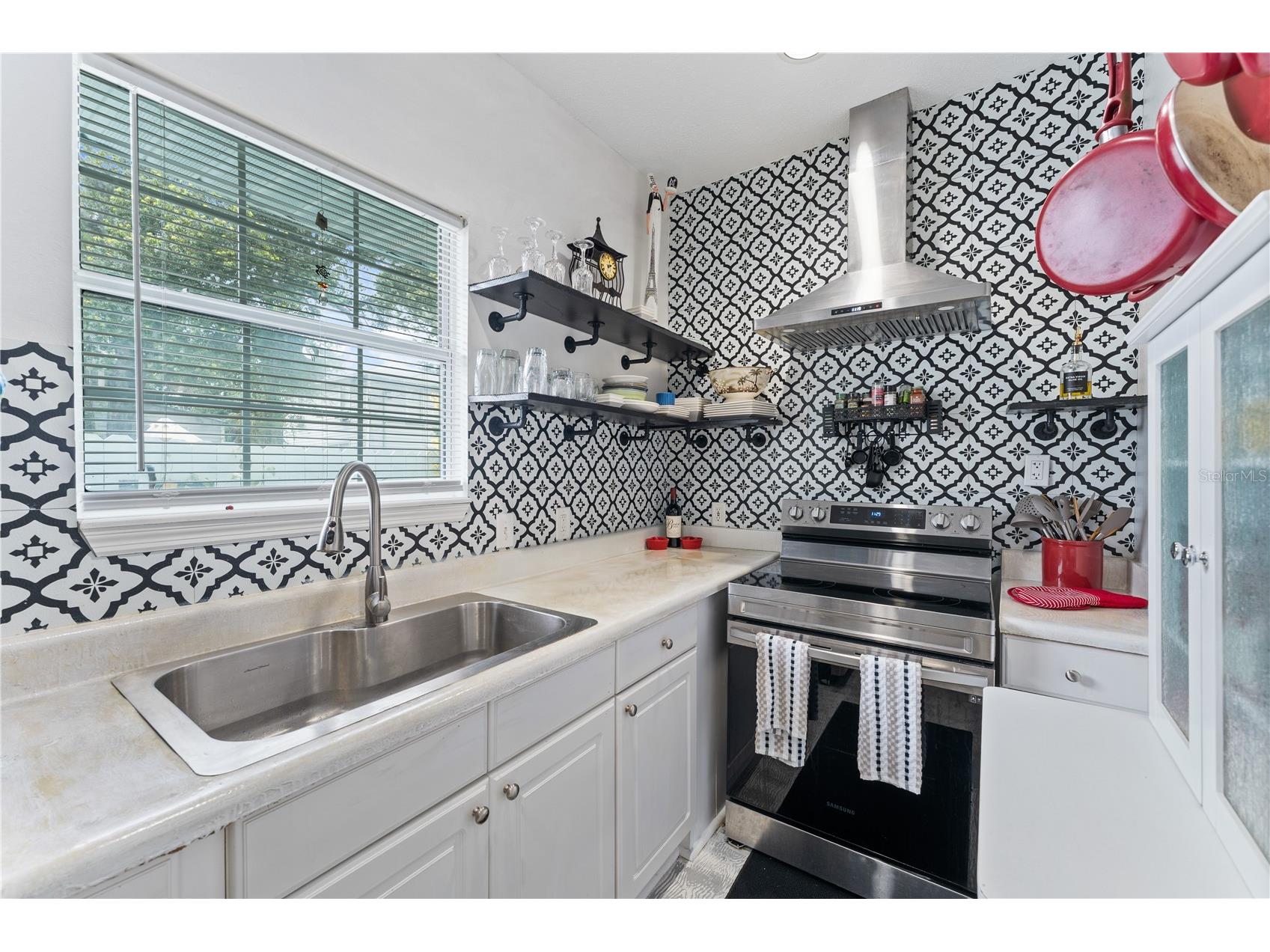 914 N 8th Street N Saint Petersburg FL 33701 TB8516140 image17
