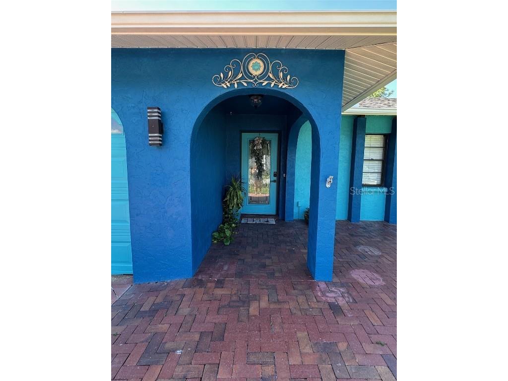 914 Plum Tree Lane Sarasota FL 34243 TB8443581 image16