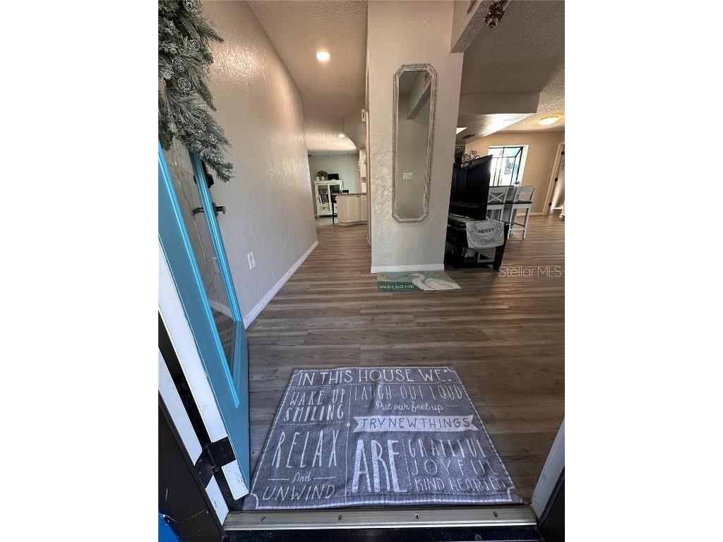 914 Plum Tree Lane Sarasota FL 34243 TB8443581 image46