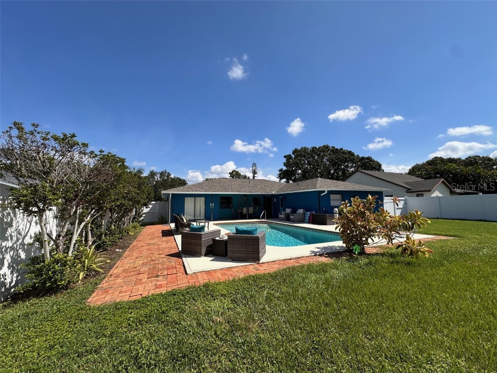 914 Plum Tree Lane Sarasota FL 34243 TB8443581 image5