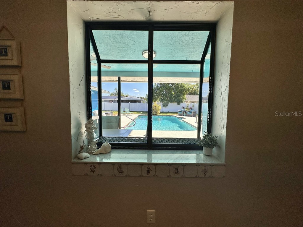 914 Plum Tree Lane Sarasota FL 34243 TB8443581 image51