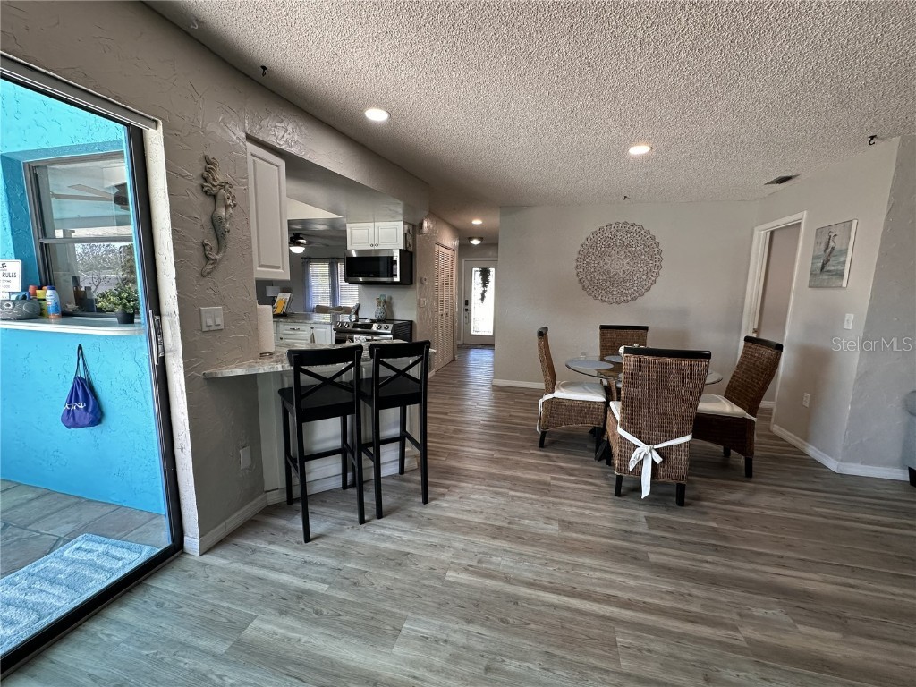 914 Plum Tree Lane Sarasota FL 34243 TB8443581 image52