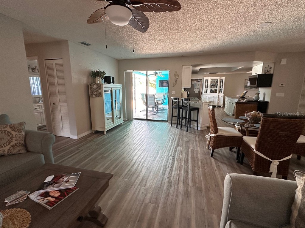 914 Plum Tree Lane Sarasota FL 34243 TB8443581 image53